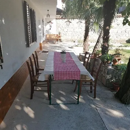 Bed & Breakfast Domacija Mirko *